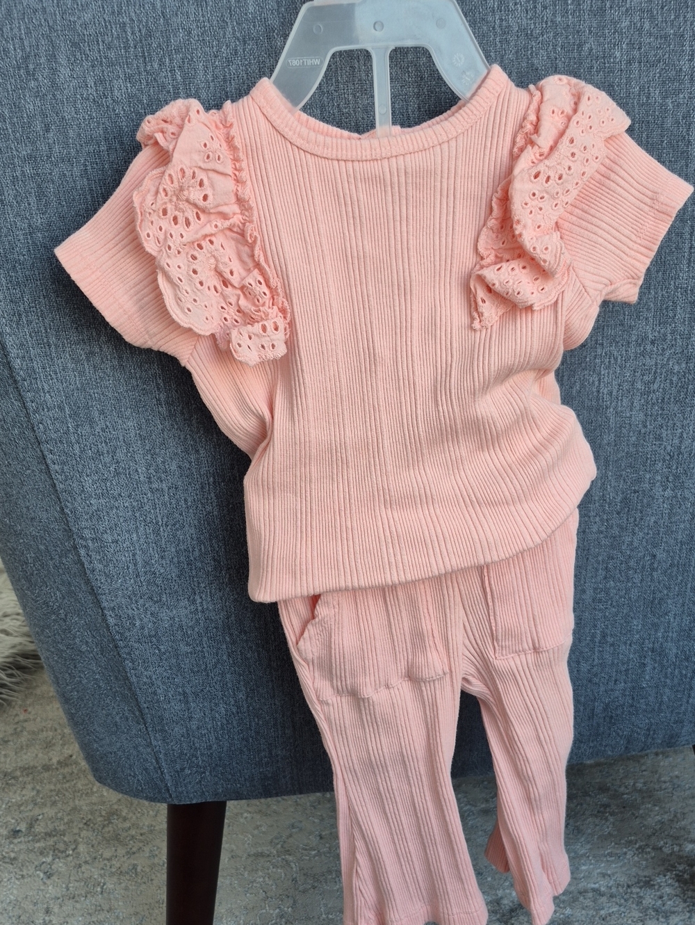 Jessica Simpson Peach Ribbed Two-Piece Set with Ruffle Sleeves 3-6 Months